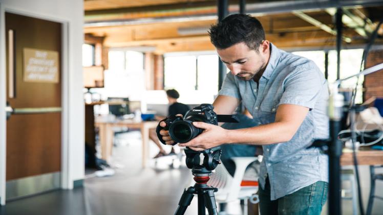 The Roi of B2b Real Estate Video Production: Making Every Frame Count
